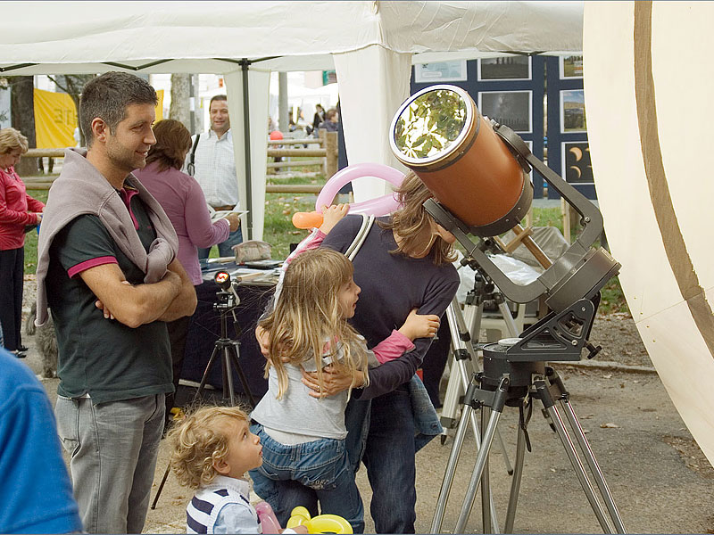 Telescopi e rivelatori alla fiera di Tradate